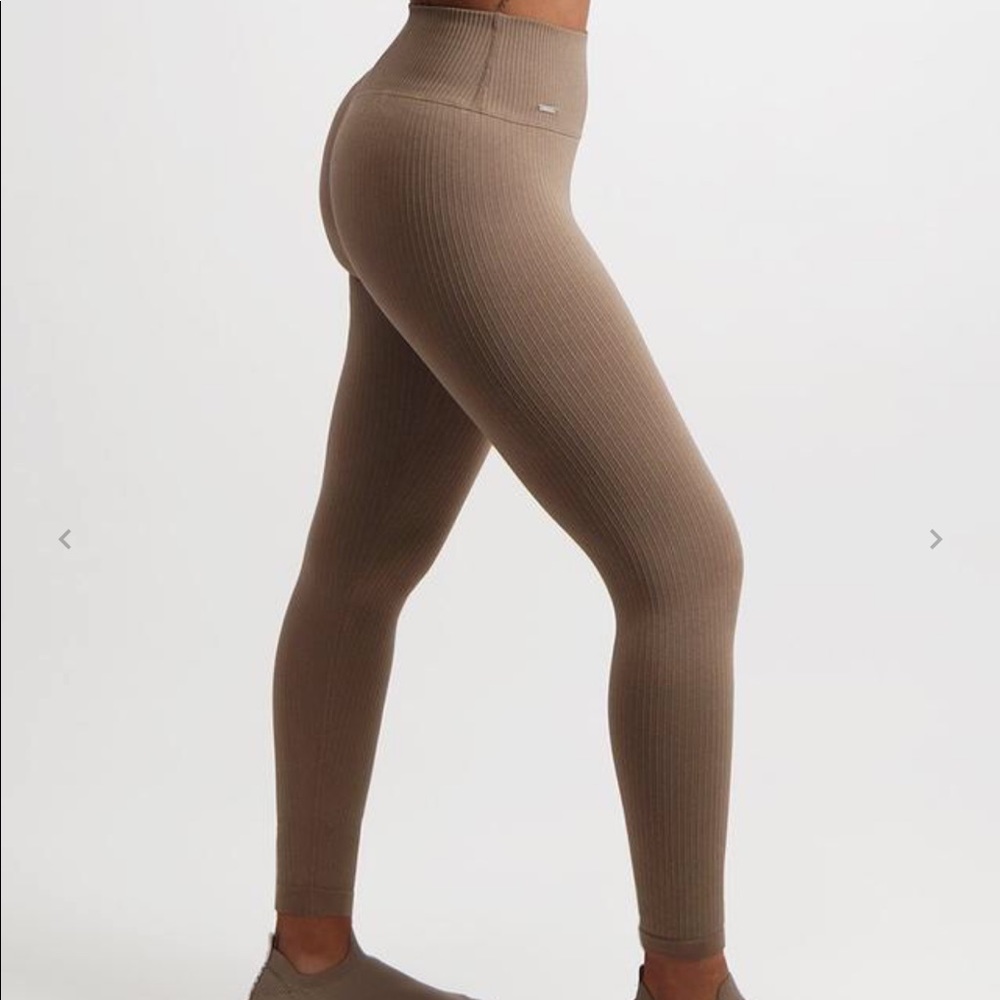 Aim’n Ribbed Seamless Tights